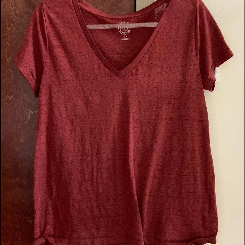 Urban outfitters v neck tee
